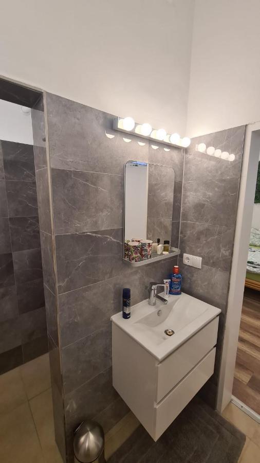 City Apartment Mit Direktzugang Wien Ngoại thất bức ảnh