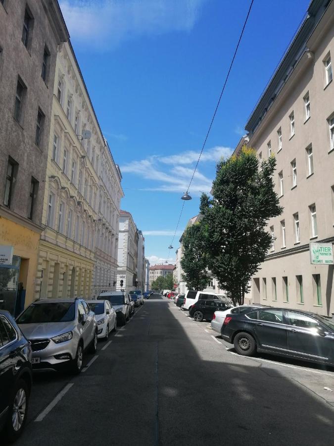 City Apartment Mit Direktzugang Wien Ngoại thất bức ảnh